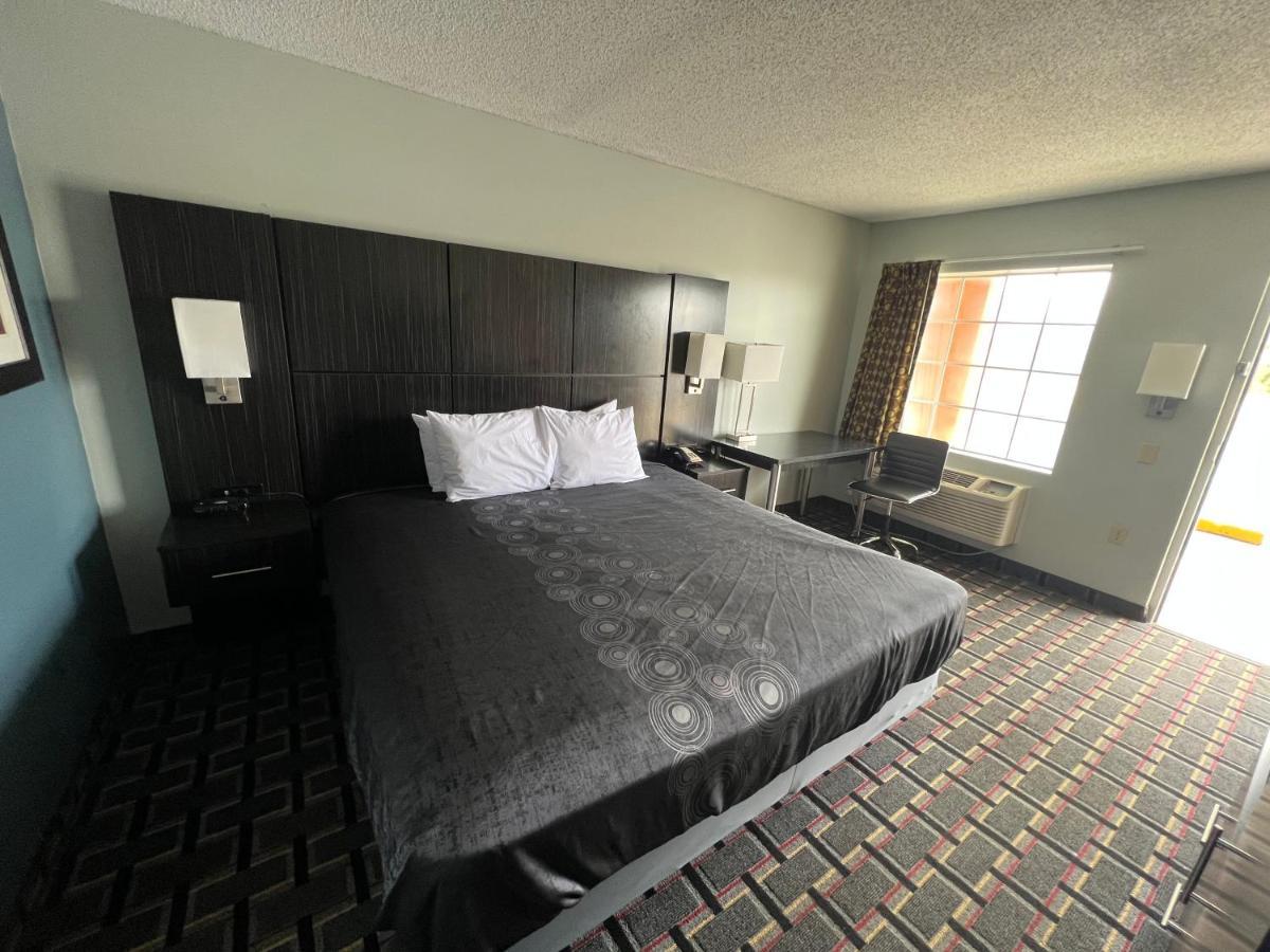 Executive Inn Pelham Экстерьер фото